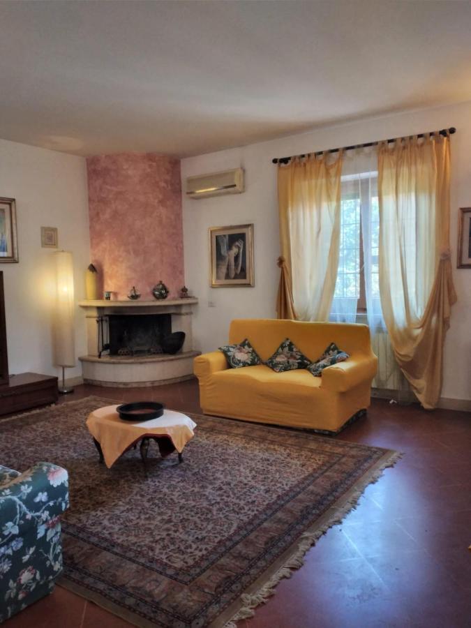 La Casa Degli Oleandri Hotel Rome Bagian luar foto